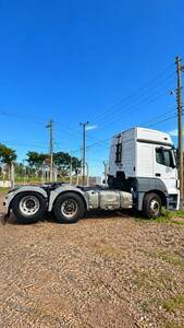 Caminhão Mercedes-Benz Axor 2536