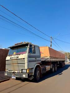 Caminhão Scania 112 HW + CARRETA GRANELEIRA