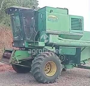 Colheitadeira John Deere 1175 Ano 1998