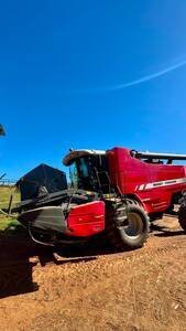 Colheitadeira Massey Ferguson 4690 (Hybrid)