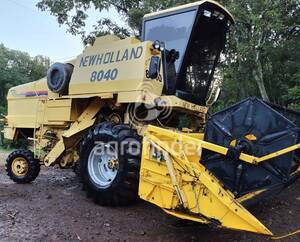Colheitadeira New Holland 8040 ano 1989