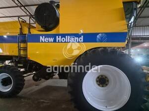 Colheitadeira New Holland TC5090 ano 2013