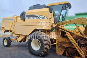 Colheitadeira New Holland Tc57 Ano 2005