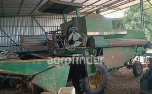 Colheitadeira SLC 6200 ano 1987