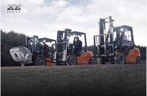 Empilhadeira Elétrica Lítio Hangcha CPD25-XEY2HA-SI 2,5t Triplex 4,7m 304Ah