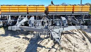 Plantadeira De Verão Valtra Bp 905 M Ano 2014