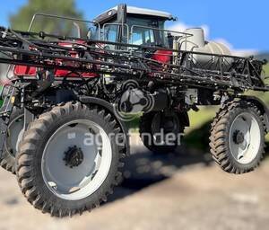 Pulverizador Autopropelido Massey Ferguson 9330 ano 2019
