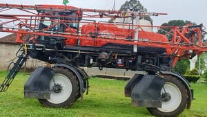 Pulverizador Kuhn Fighter