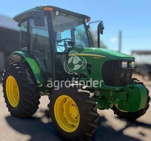 Trator John Deere 5078E ano 2017