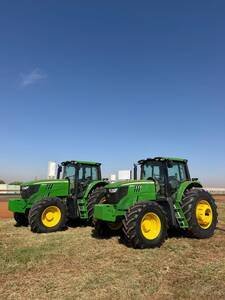 Trator John Deere 6190M