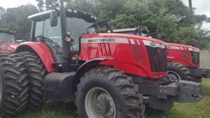 Trator Massey Ferguson modelo 7318