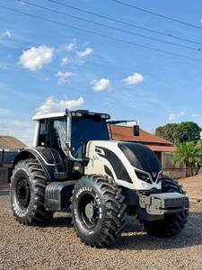 Trator Valtra BH 224