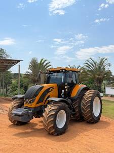 Trator Valtra CVT T 230