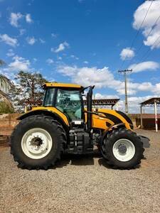 Trator Valtra CVT T 250